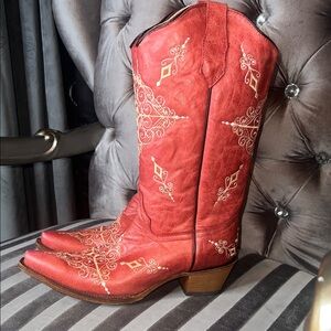 🤠 Scarlet Muse Circle G by Corral Artisan Western Boots 🌹
